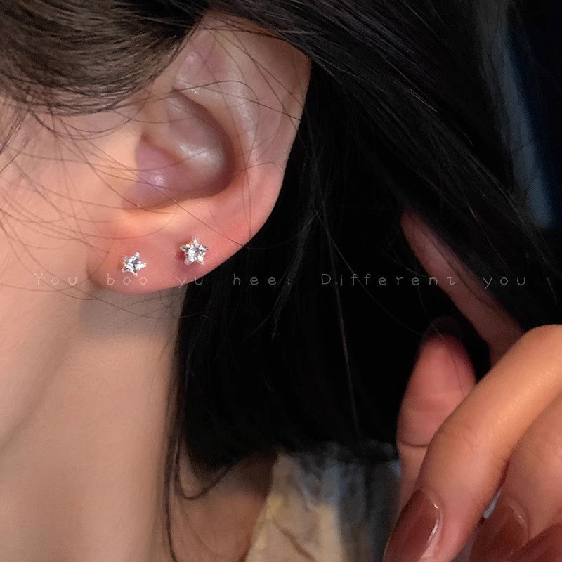 Different styles of earring for women