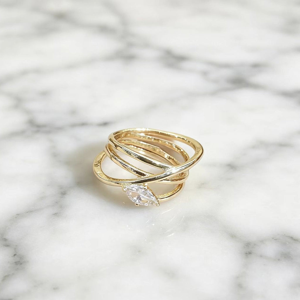 Women's Large Water-drop-shaped Sparkling Zircon Ring