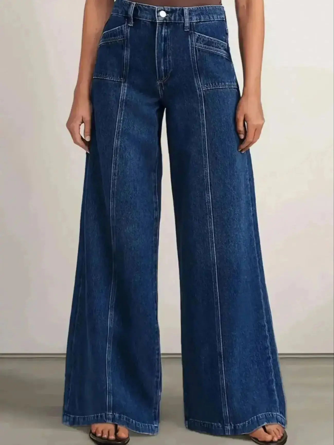 Women's Relaxed Fit Wide Leg Jeans