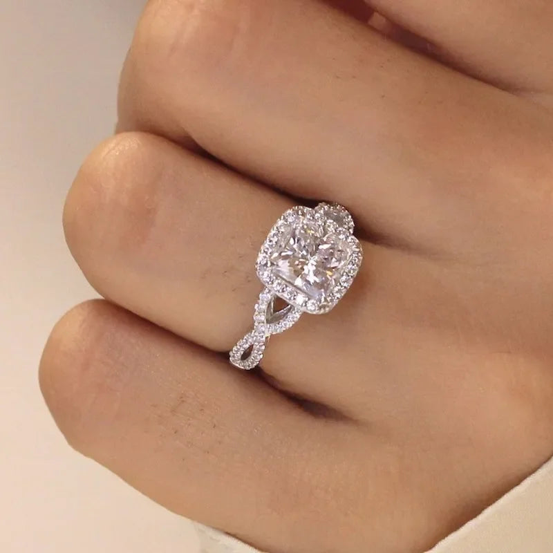 Women's Rings with Brilliant Cubic Zirconia Luxury