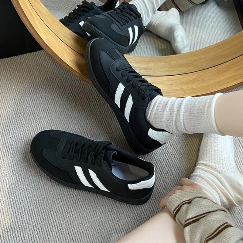 Women's Tennis Sneaker Fashion Lace-up Shoes
