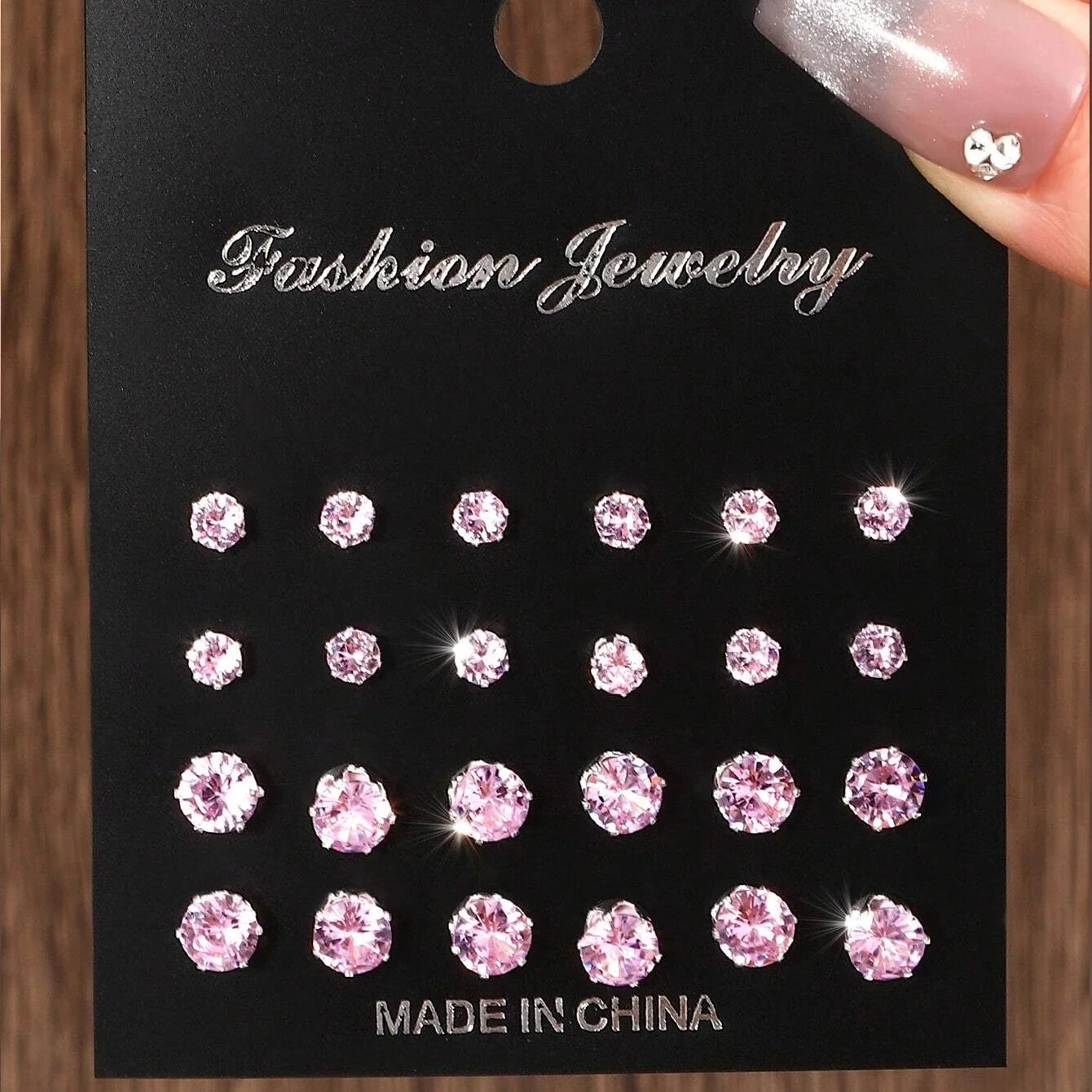 Women's 12 Pairs Of Decorative Earrings