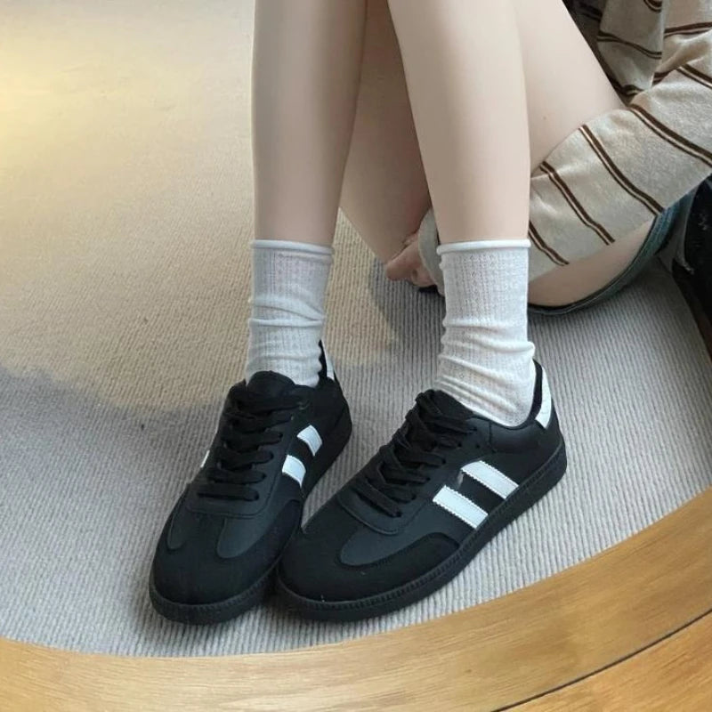 Women's Tennis Sneaker Fashion Lace-up Shoes