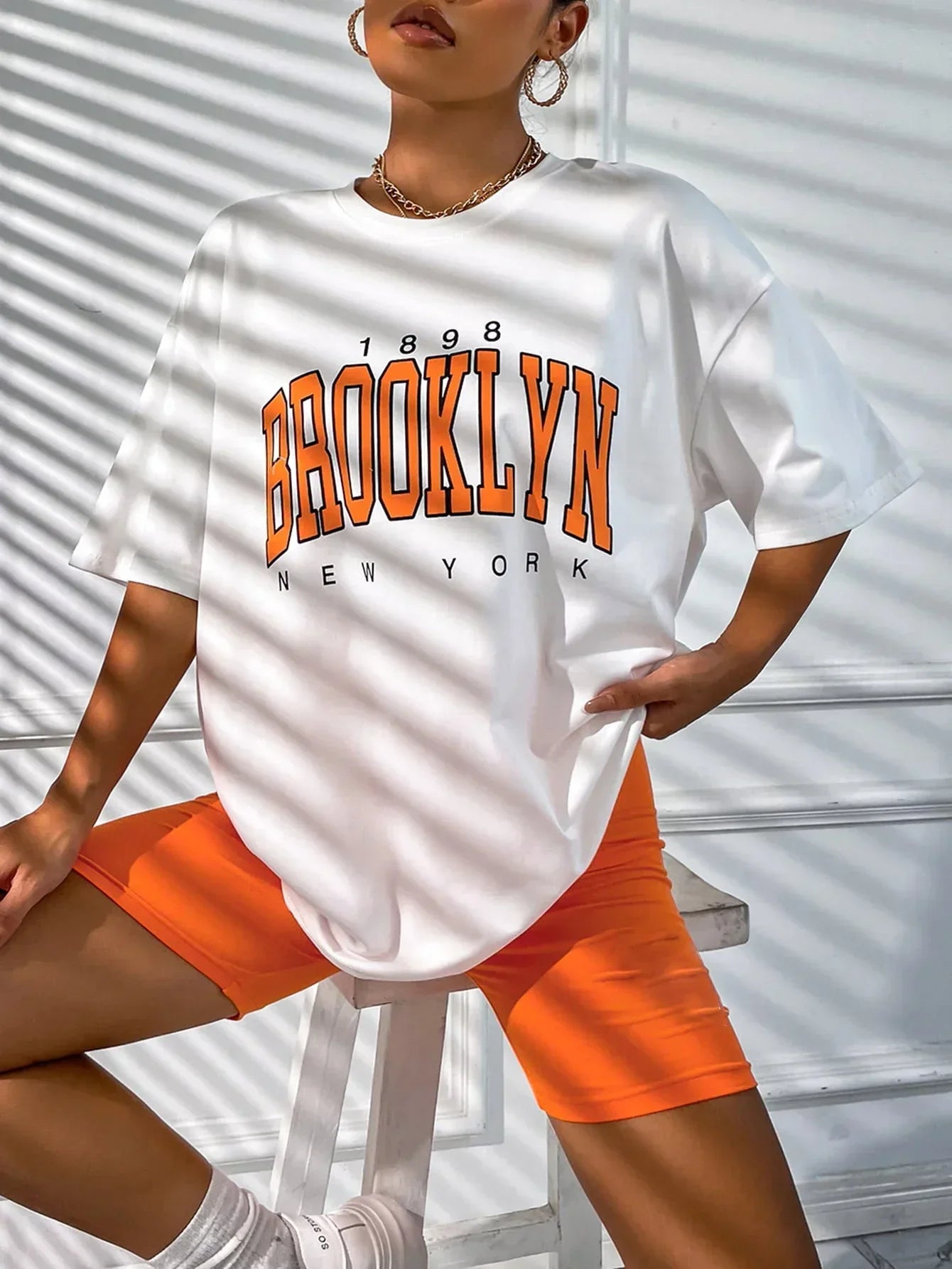 Vintage 1898 Brooklyn New York Womens T-Shirts Oversize