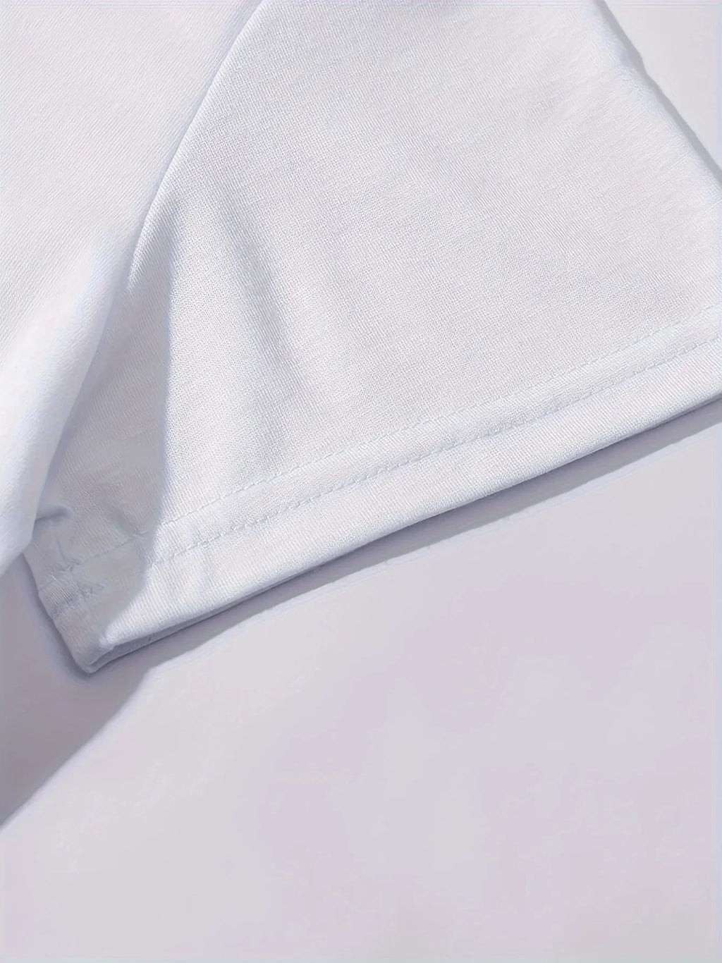 Women's 90s Paris Print T-shirt