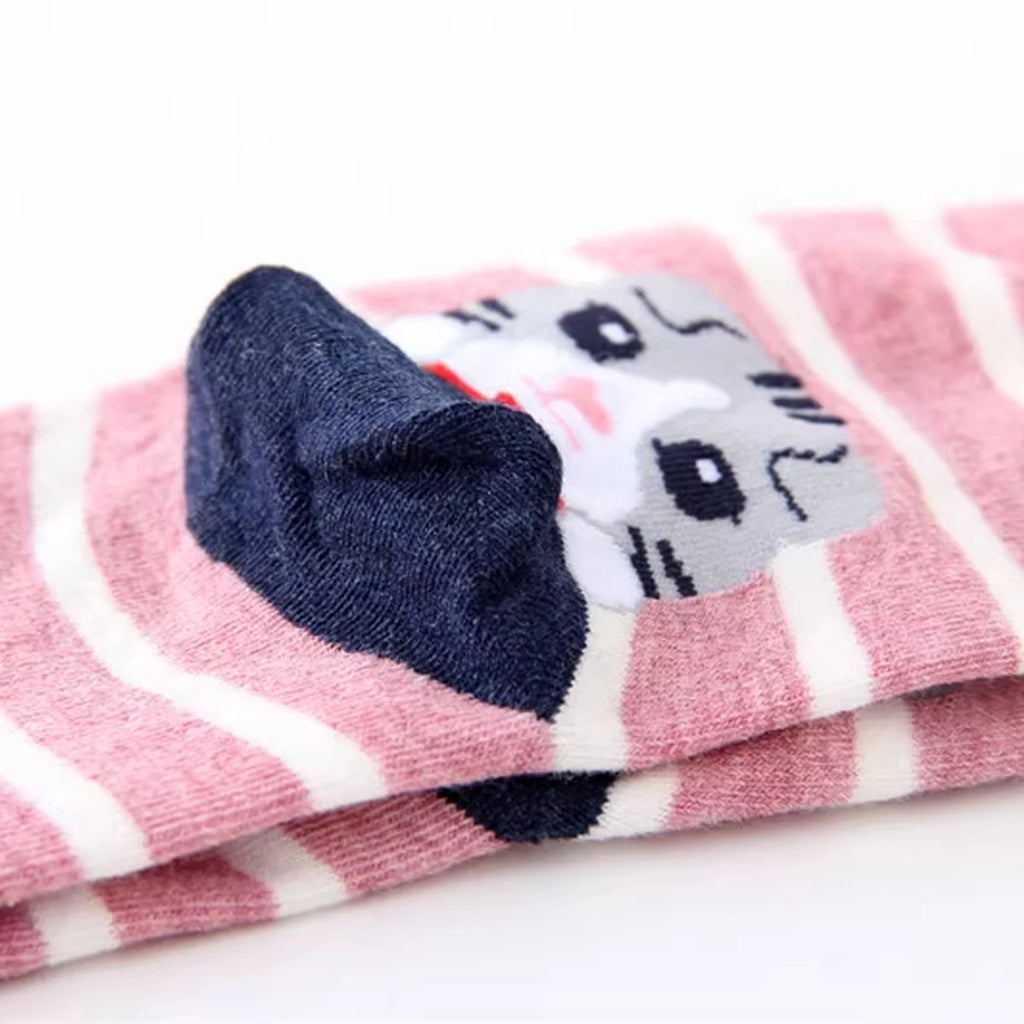 5 Pairs of Women's Crew Socks, Cat Patterns