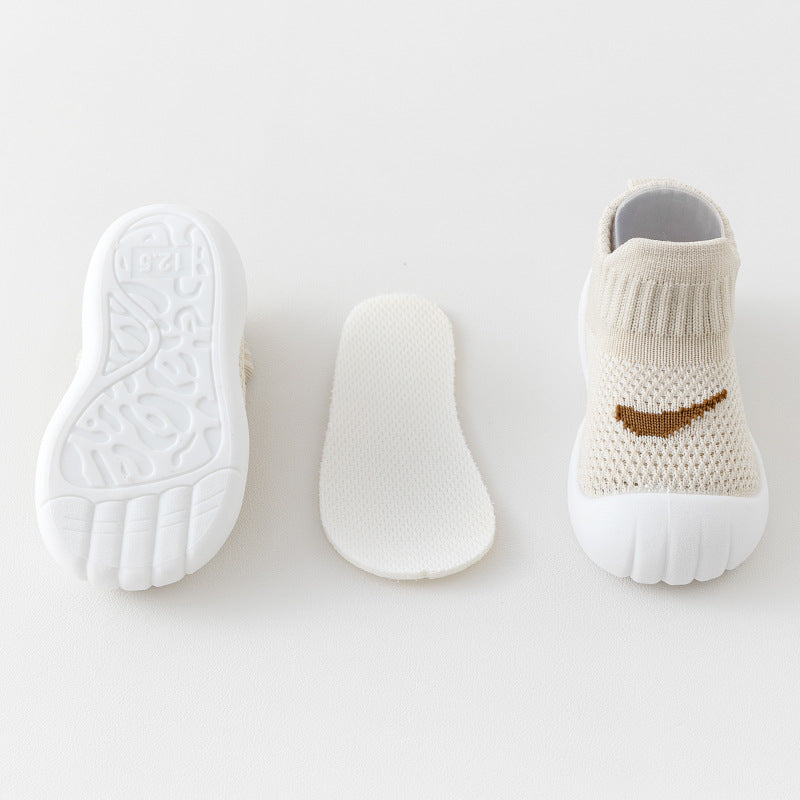First-walking Shoes for Baby Boys and Girls Breathable, With Soft Soles