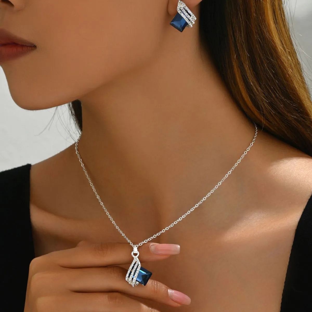 Crystal Geometric Earrings and Necklace Jewelry Set